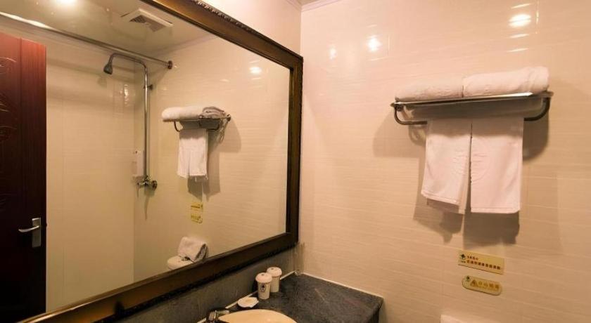 Greentree Inn Suzhou Guanqian Yangyuxiang Metro Station Business Hotel Exterior photo